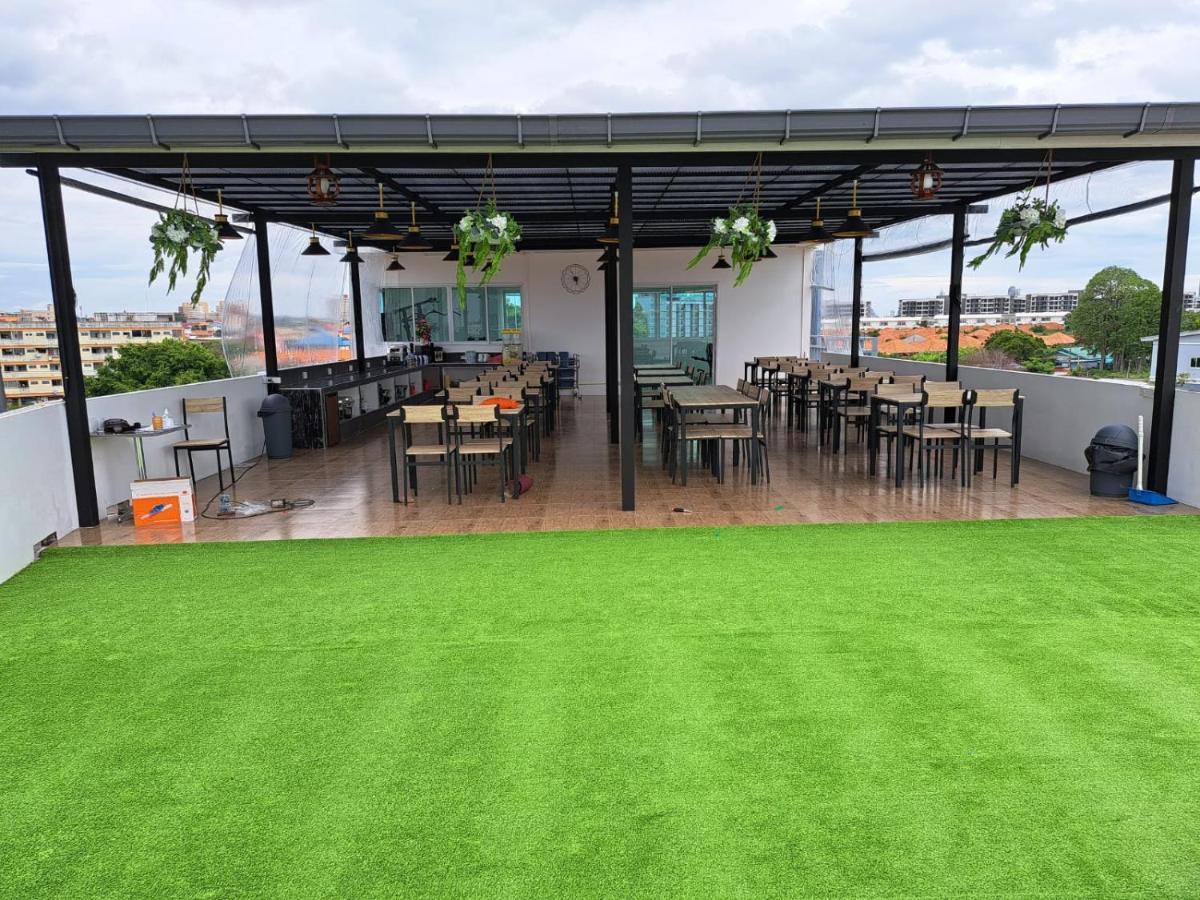 Cozy Resort, A Boutique Hotel Pattaya Luaran gambar
